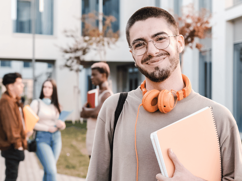 Guía Erasmus Plus qué es, requisitos y cómo acceder al programa