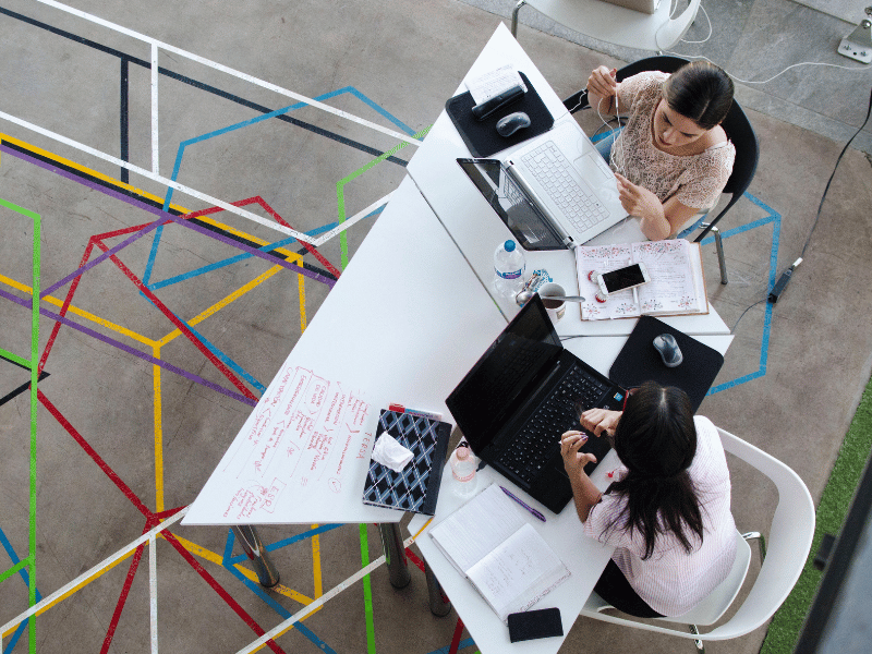Qué estudiar para trabajar en una oficina
