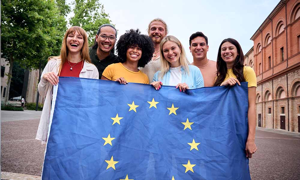 Impulsa tus estudios: así puedes estudiar fuera de España con tu FP