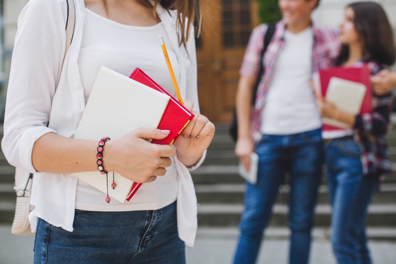 ¿Puedo estudiar dos grados superiores a la vez?
